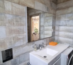 Апартаменты с балконом и с красивым видом из окна в У дяди Володи