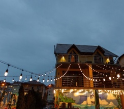 Семейный номер с выходом на бассейн (контейнер) в Skayfom