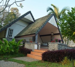 Коттедж c 1 комнатой с балконом в Phudara Resort