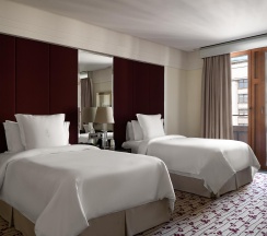 Номер Люкс Four Seasons Твин в Four Seasons Hotel Moscow