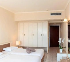 Двухместный номер Standard с видом на море (двуспальная кровать) в Aquarium View Hotel