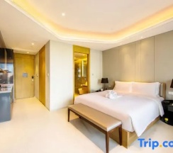 Двухместный номер Superior с видом на сад (двуспальная кровать) в Oakwood Apartments Sanya