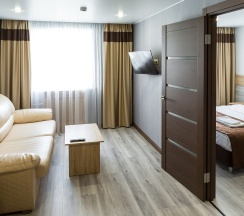Бизнес 2-комнатный номер в Welcome Inn