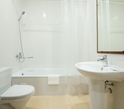 Полулюкс (семейная кровать) в Рояль