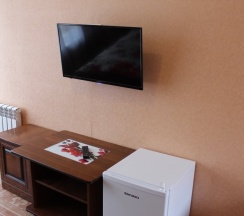 Улучшенный с балконом и видом на горы и бассейн в Аида