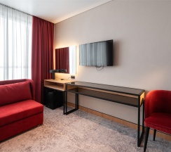 Улучшенный с креслом в Kravt Hotel Kazan Airport
