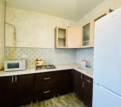 Апартаменты c 1 комнатой с балконом и с видом на город в Apartments on str. Kuybisheva, bld. 59