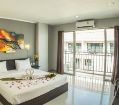 Двухместный номер Superior двуспальная кровать в Holiday Home Patong
