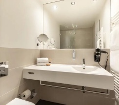 Люкс c 1 комнатой в Garner Berlin - Mitte, an IHG Hotel