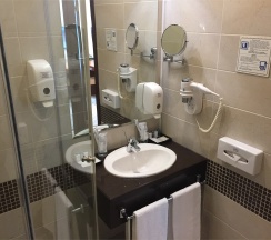 Улучшенный с двухспальной кроватью в Биляр Палас Отель