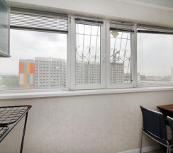 Двухместные апартаменты Comfort с 3 комнатами с балконом двуспальная кровать в Квартирное бюро