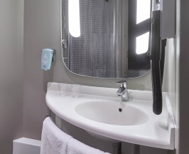 Номер Standard - с 2 односпальными кроватями в ibis Москва Киевская