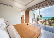 Номер Standard с балконом в Aleenta Phuket Phang Nga Resort and Spa