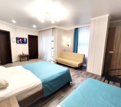 Семейный номер Superior с балконом и с красивым видом из окна в Camelia