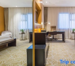 Номер Deluxe в Ningbo East Harbour Hotel