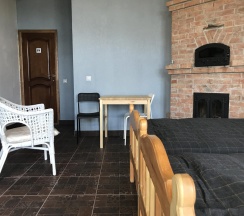 Комната стандарт с 2 односпальными и 1 двухъярусной кроватью Волшебная в Портал Белуха