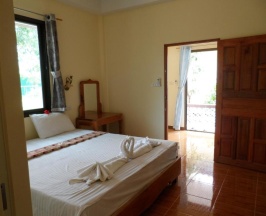 Двухместный номер Superior с балконом двуспальная кровать в Khaolak Summer House Resort