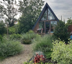 Четырехместный домик в Луна