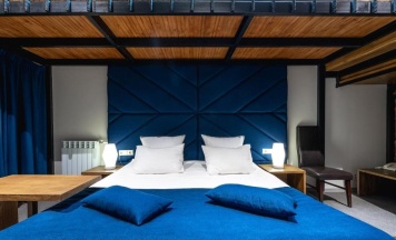 LOFT BLUE в Парадная