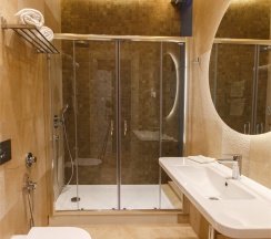 Люкс с 1 двуспальной кроватью в ITALYANSKAYA 29 Hotel