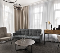 Люкс с видом на город в Королева Луиза