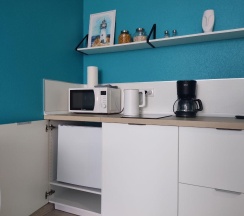 Апартаменты студия Бирюза ApartaMIA в Семейный уголок
