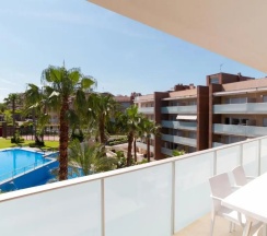 Апартаменты с 3 комнатами с видом на бассейн в Ibersol Spa Aqquaria Suites