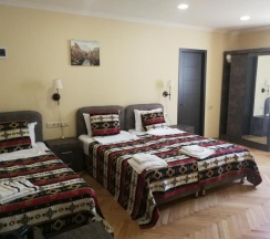 Трёхместный номер Comfort в The oldest Tbilisi