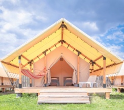 Глэмпинг в Ковчег