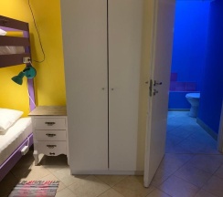 1-Койко-место в четырехместном номере с отдельным санузлом в Макарена