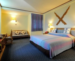 Двухместный номер Deluxe двуспальная кровать в Mae Yom Palace Hotel