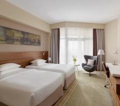 Двухместный номер Супериор с балконом 2 отдельные кровати в Metropol Гранд Отель Геленджик