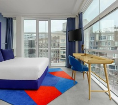 Двухместный номер Corner Executive двуспальная кровать в Room Mate Aitana, Amsterdam