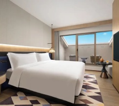 Люкс Пентхаус с 2 комнатами с балконом и с видом на океан в voco Sanya Dadonghai By IHG