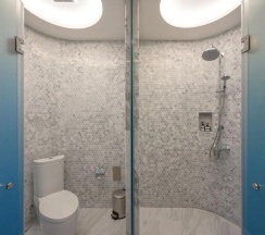 Двухместный номер Premier с балконом двуспальная кровать в Andaman Embrace Patong