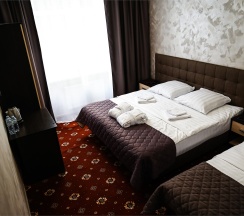 Трехместный комфорт в De`Lore park