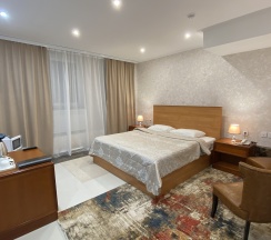 Стандартный номер в Lenina hotel