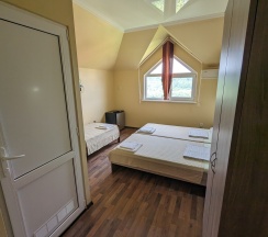 Трехместный номер в Белые Росы