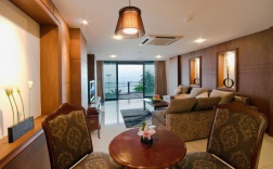 Люкс Royal с видом на море в Baywalk Residence Pattaya