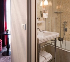 Двухместный номер Deluxe двуспальная кровать в Hotel Monge