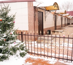 Де ЛЮКС  с одной двуспальной   кроватью в Алмаз