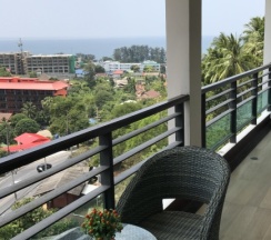 Апартаменты с 2 комнатами с балконом и с красивым видом из окна в Апартаменты Sea and Sky