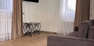 Октябрьский: Коттедж Rich House