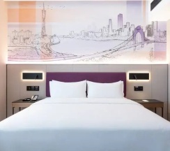 Двухместный Hampton Suite (двуспальная кровать) в Hampton by Hilton Guangzhou Jinshazhou