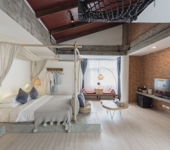 Одноместные апартаменты с 2 комнатами двуспальная кровать в YOLO Bangkok Boutique Hotel