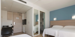 Салоу: Отель Hotel Marinada & Aparthotel Marinada