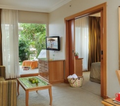 Люкс Garden с балконом в Hotel Aria