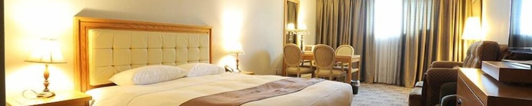 Двухместный номер Deluxe двуспальная кровать в AW Hotel