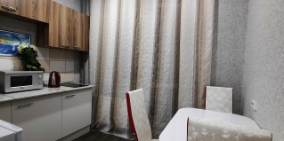 Первоуральск: Апартаменты Апартаменты на Емлина 29а