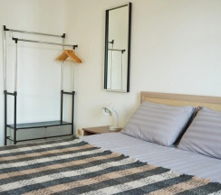 Коттедж с террасой Standard с видом на озеро в Rantala